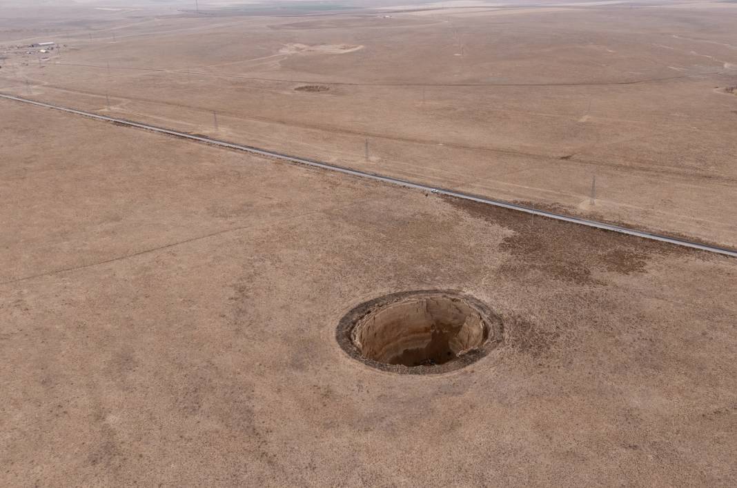 Konya'da kaç obruk bulunduğu açıklandı: Peki yerleşim yerleri için risk var mı? 17